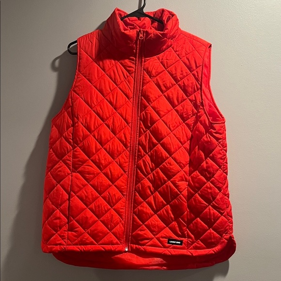 Lands' End Vibrant Red Quilted Vest woman’s large - Picture 1 of 5